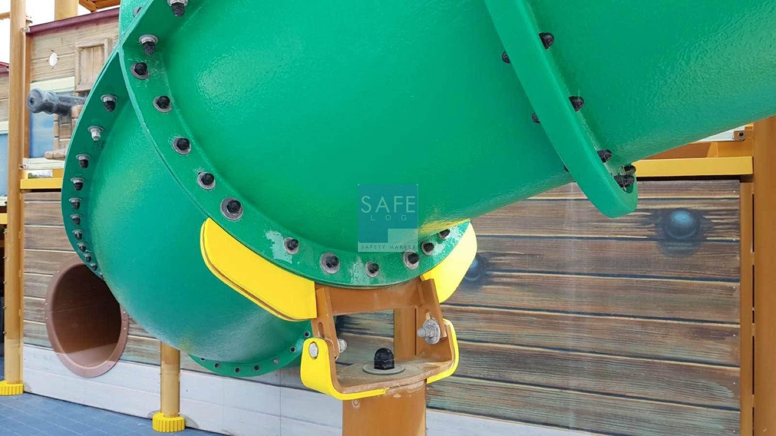 Rivestimento antitrauma basi montanti nave water park