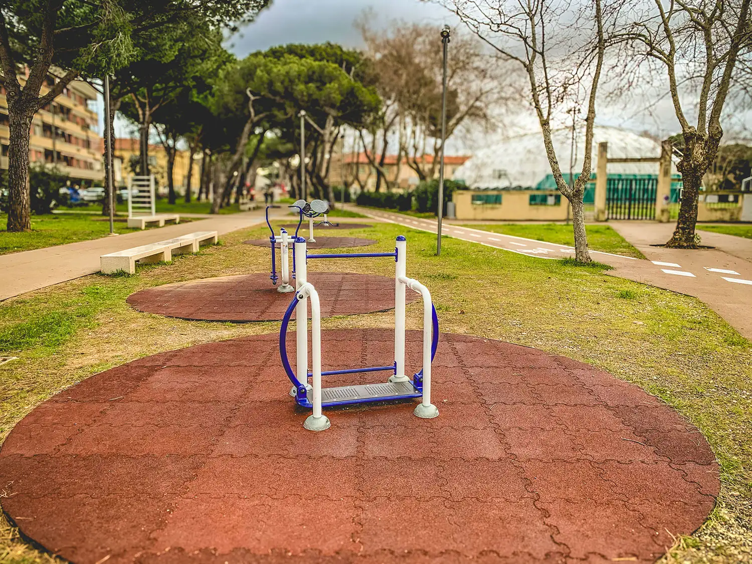 Pavimentazione fitness outdoor in provincia di Livorno