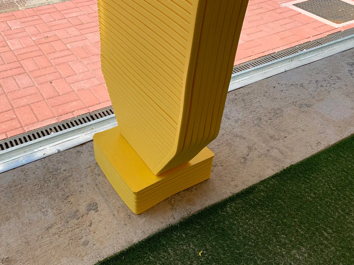 Rivestimento basamenti tensostruttura